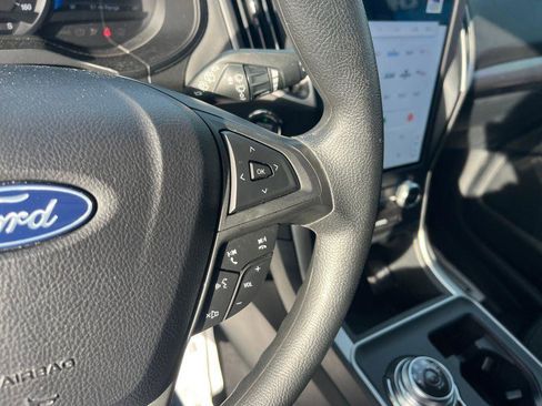 Used 2024 Ford Edge SE w/ Black Appearance Package AWD/4WD image 12