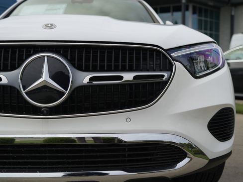 New 2026 Mercedes-Benz GLC 350e 4MATIC image 10