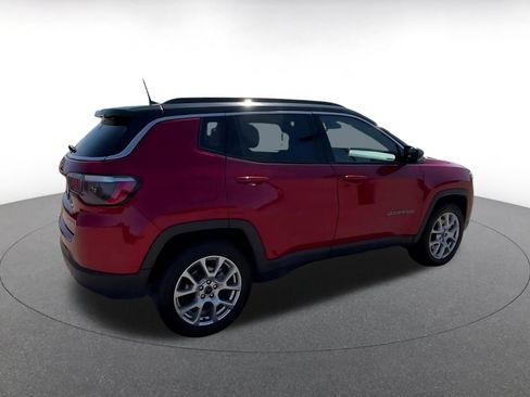 Used 2025 Jeep Compass Limited AWD/4WD image 15