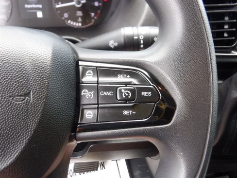 Used 2025 RAM ProMaster 3500 w/ Convenience Group FWD image 16