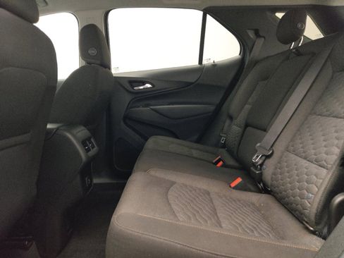 Used 2020 Chevrolet Equinox LT FWD image 18