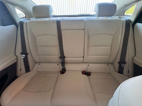 Used 2024 Chevrolet Malibu LT image 38