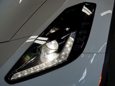 Used 2015 Chevrolet Corvette Z06 w/ Z07 Performance Package image 73