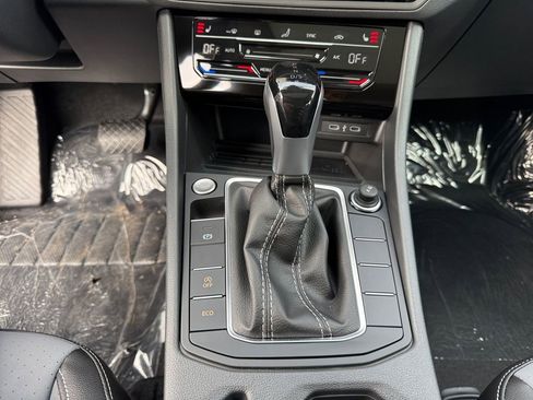 New 2026 Volkswagen Jetta SE image 17