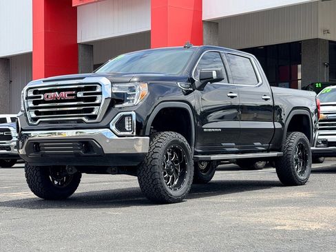 Used 2019 GMC Sierra 1500 SLT w/ SLT Premium Plus Package AWD/4WD image 34