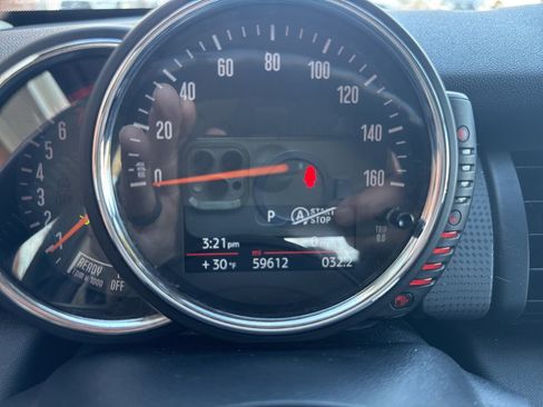 Used 2017 MINI Cooper 4-Door Hardtop image 29