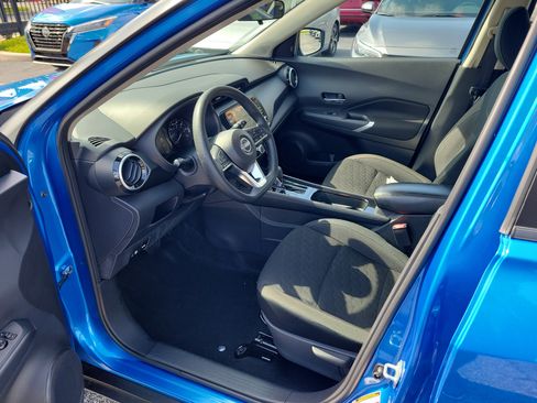 Certified 2024 Nissan Kicks SV FWD image 12