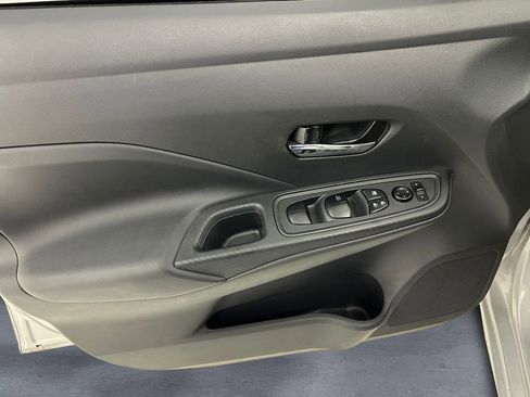 Used 2025 Nissan Versa SV w/ Trunk Package image 12