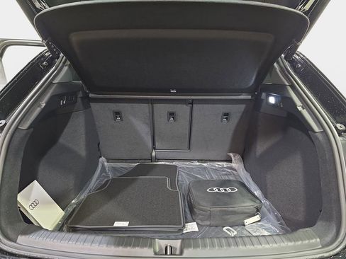 New 2026 Audi Q4 e-tron Premium AWD/4WD image 12