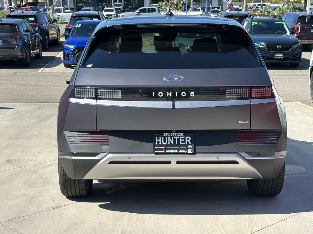Used 2024 Hyundai Ioniq 5 SEL AWD/4WD image 6