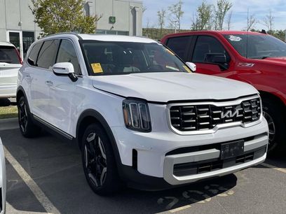 Used 2025 Kia Telluride S