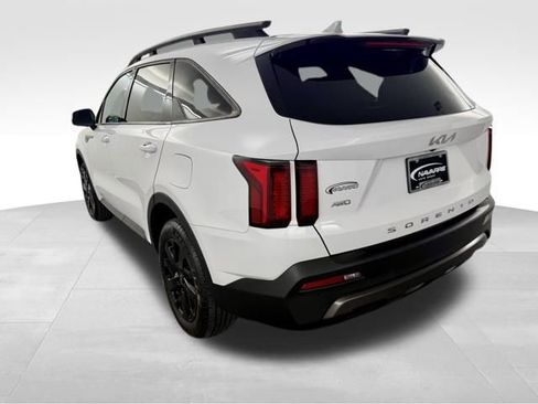 Used 2022 Kia Sorento S image 6