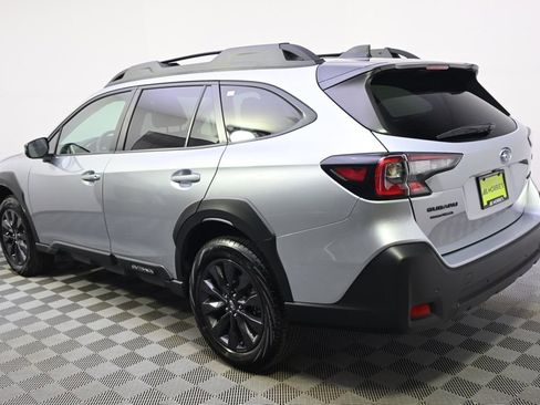 Certified 2025 Subaru Outback Onyx Edition image 37