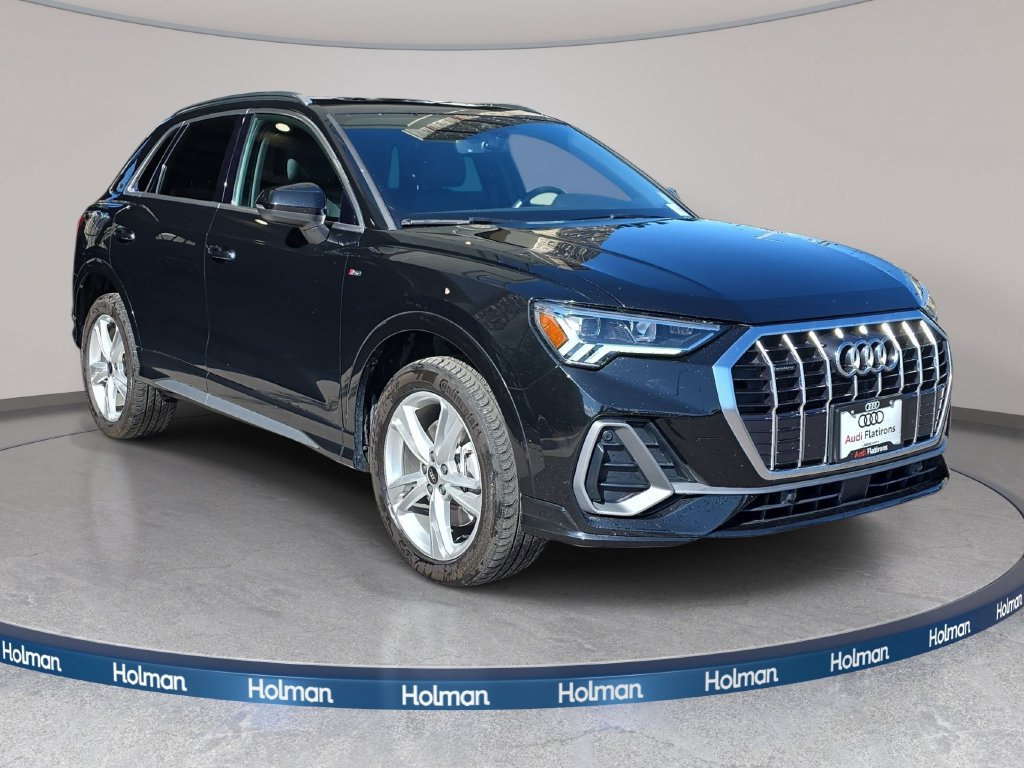Certified 2024 Audi Q3 2.0T Premium AWD/4WD image 4