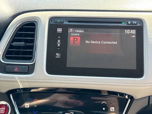 Used 2018 Honda HR-V EX image 28