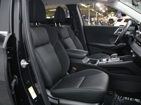 Used 2022 Mitsubishi Outlander ES image 22