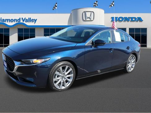 Used 2024 MAZDA MAZDA3 s FWD image 3