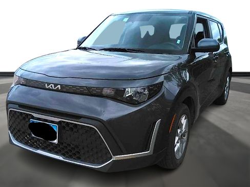 Used 2024 Kia Soul LX w/ Option Group 015 FWD image 1