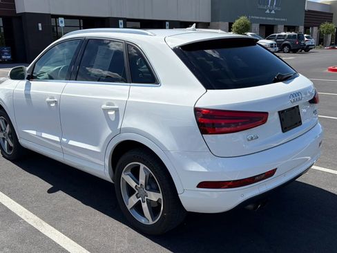 Used 2015 Audi Q3 2.0T Prestige AWD/4WD image 3