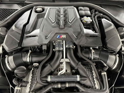 Used 2023 BMW M8 Competition AWD/4WD image 32