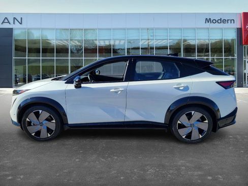 Used 2024 Nissan Ariya PLATINUM+ image 7