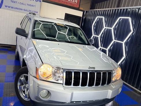 Used 2007 Jeep Grand Cherokee Limited image 16
