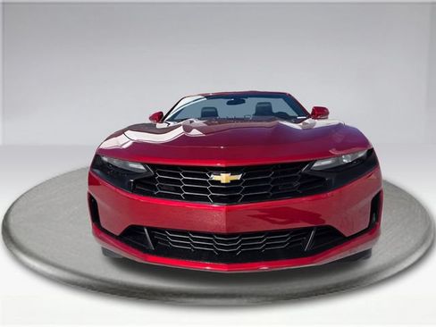 Used 2023 Chevrolet Camaro LT RWD image 6