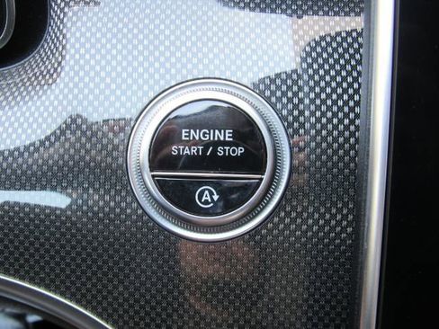 Used 2022 Mercedes-Benz C 300 Sedan image 44