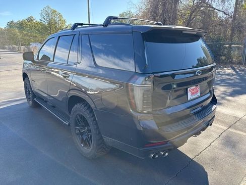 Used 2025 Chevrolet Tahoe Z71 w/ Comfort Package image 3