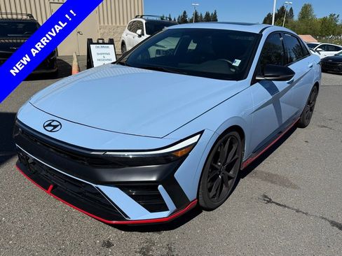 Used 2025 Hyundai Elantra N FWD image 1