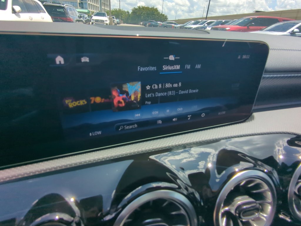 Used 2024 Mercedes-Benz CLA 250 4MATIC image 6