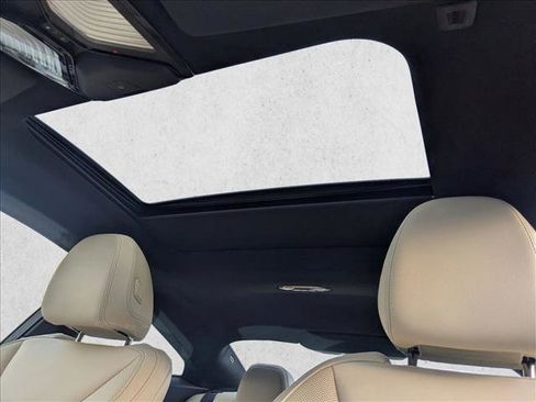 Used 2025 BMW M440i Coupe w/ Premium Package image 15