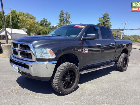 Used 2017 RAM 2500 SLT AWD/4WD image 5