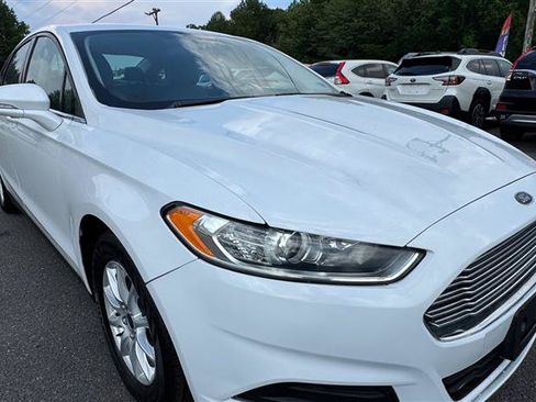 Used 2015 Ford Fusion S FWD image 17