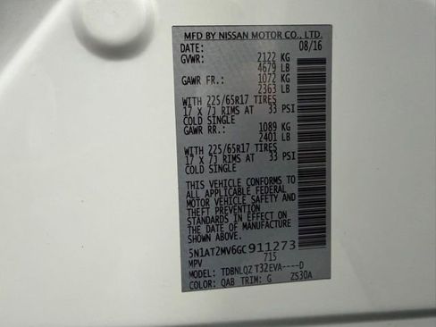 Used 2016 Nissan Rogue SV AWD/4WD image 28