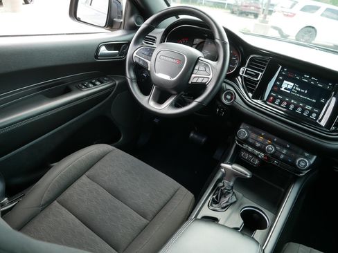 Used 2024 Dodge Durango SXT AWD/4WD image 9