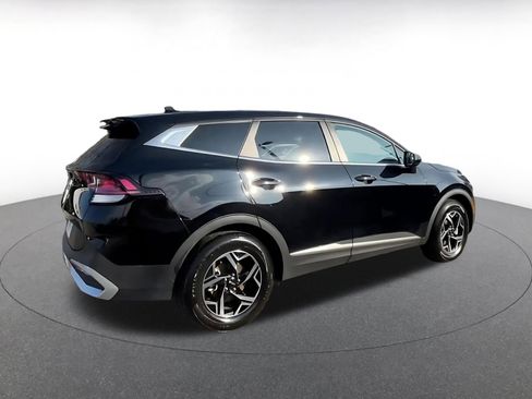 Used 2025 Kia Sportage LX image 15