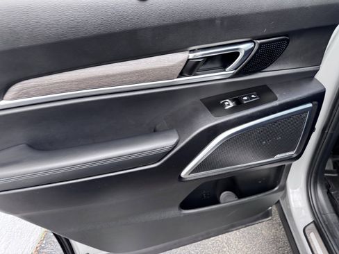 Used 2022 Kia Telluride SX image 18