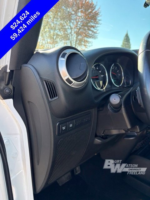 Used 2018 Jeep Wrangler Unlimited Rubicon w/ Cold Weather Group AWD/4WD image 14