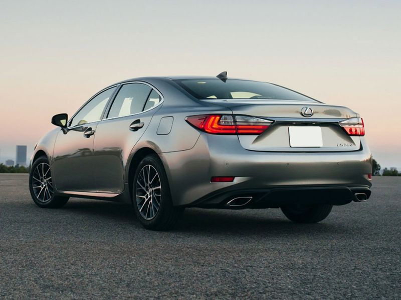 Used 2018 Lexus ES 350 image 1