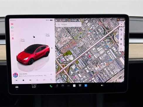 Used 2023 Tesla Model Y Long Range image 25