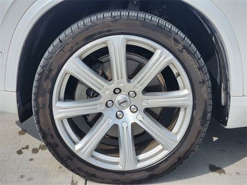 Used 2018 Volvo XC90 T6 Inscription w/ Luxury Package image 7
