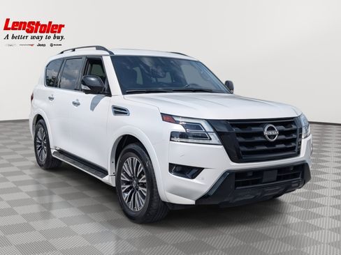 Used 2023 Nissan Armada SL w/ Midnight Edition Package image 7