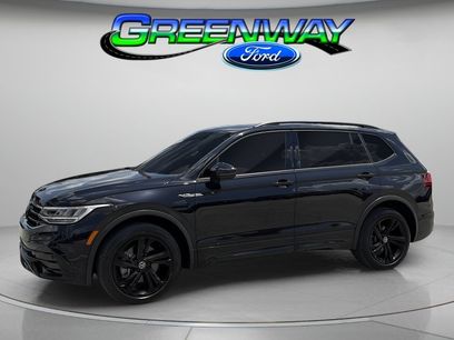 Used 2023 Volkswagen Tiguan SE R-Line