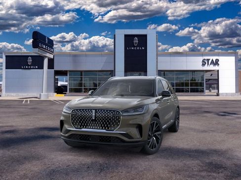 New 2026 Lincoln Aviator Reserve AWD/4WD image 2