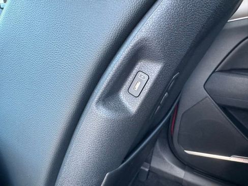 New 2026 Kia Sportage SX image 8