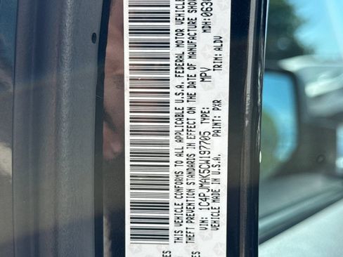 Used 2012 Jeep Liberty Sport AWD/4WD image 26