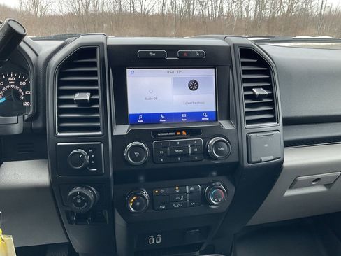 Used 2019 Ford F150 XL w/ Equipment Group 101A Mid image 3