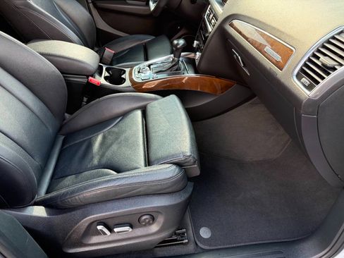 Used 2017 Audi Q5 3.0T Premium Plus w/ Technology Package image 34