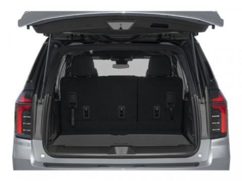 New 2026 Chevrolet Suburban LS image 13